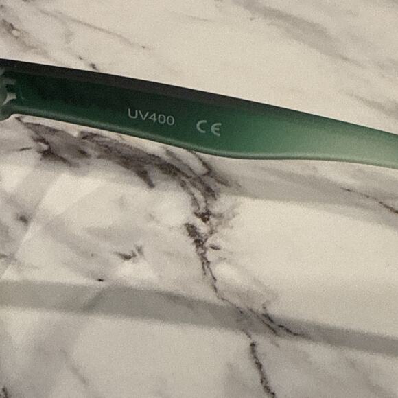 Boosted Green Gradient Sunglasses - Picture 6 of 7